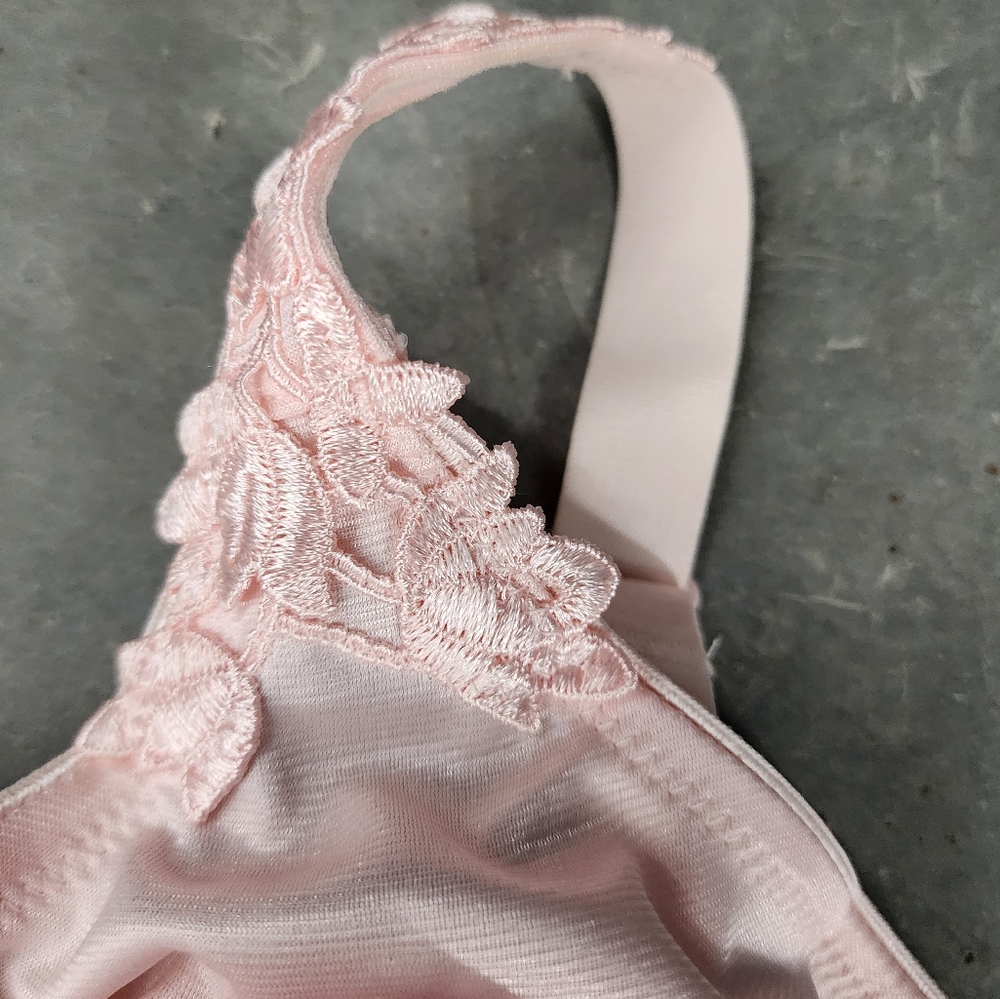 40G Dominique Bra - Picture 5 of 6